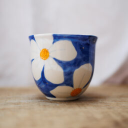 Czarka w białe kwiaty 200ml