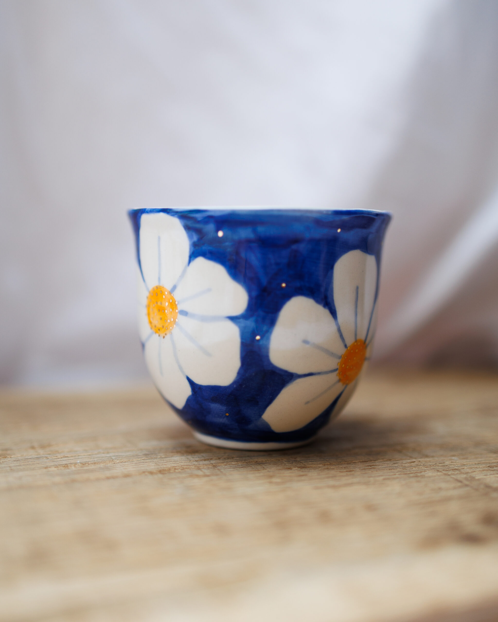 Czarka w białe kwiaty 200ml - obrazek 2