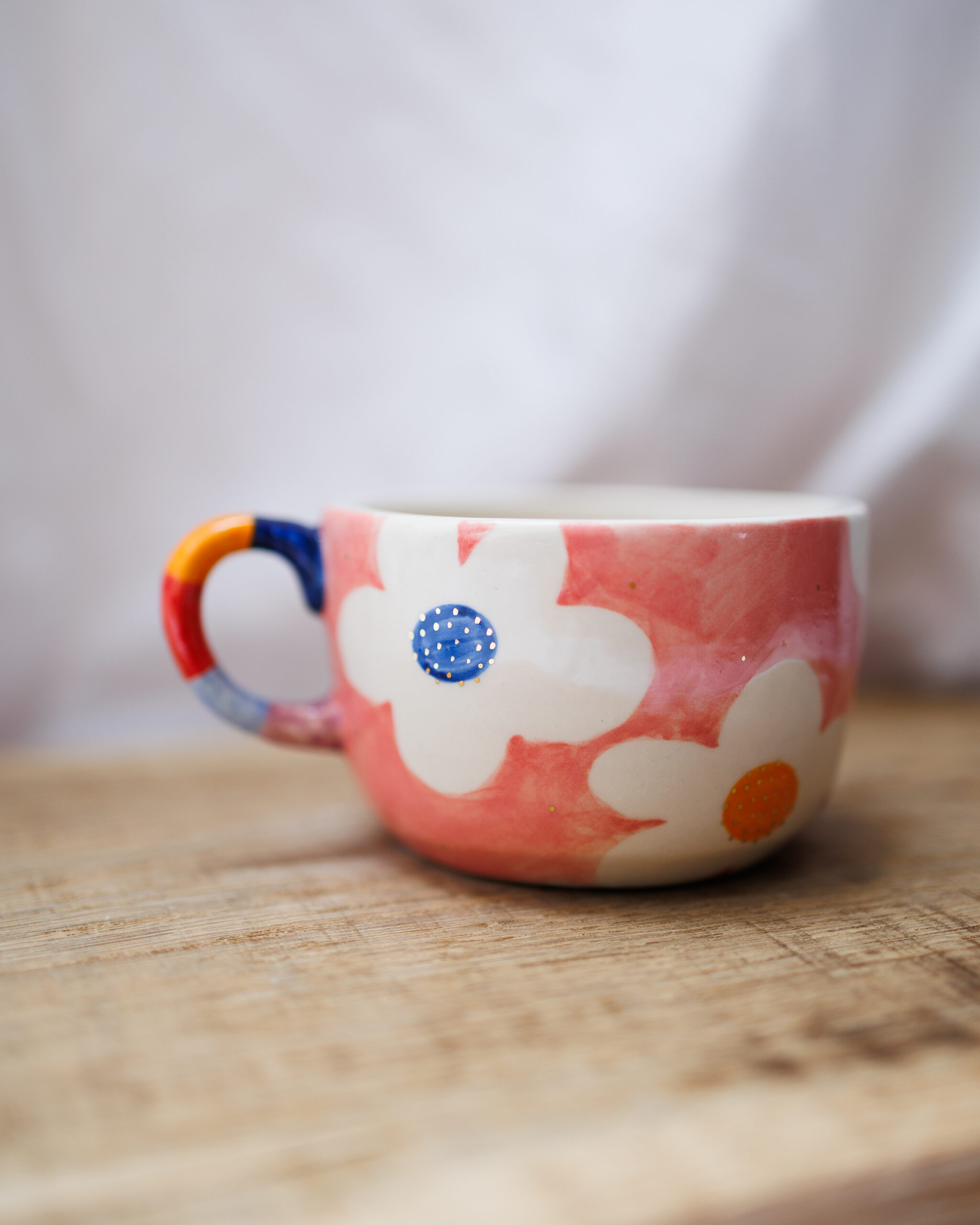 Kubek w białe kwiaty 265ml