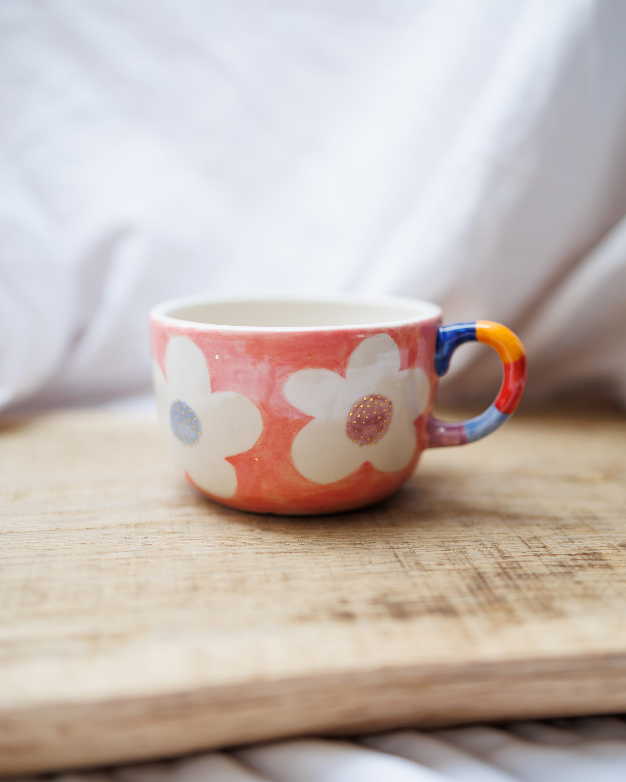 Kubek w białe kwiaty 265ml - obrazek 3