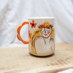 Kubek z Piegusem w wianku 620ml